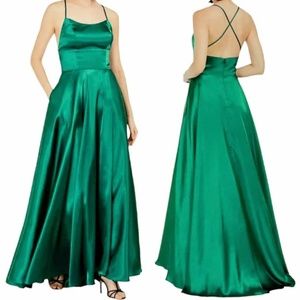 AQUA brand Emerald Green gown- like new style A21820